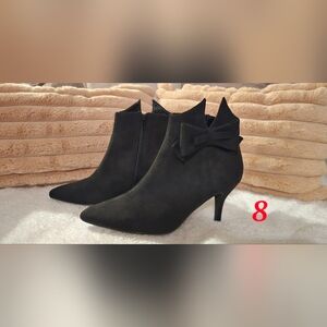Elegant Black Ankle Boots with Bow
